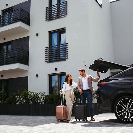 Resto Inn - Smart Apartamenty Blisko Energylandii Polwies Eksteriør bilde