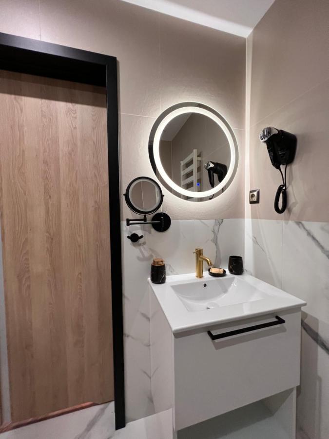 Resto Inn - Smart Apartamenty Blisko Energylandii Polwies Eksteriør bilde
