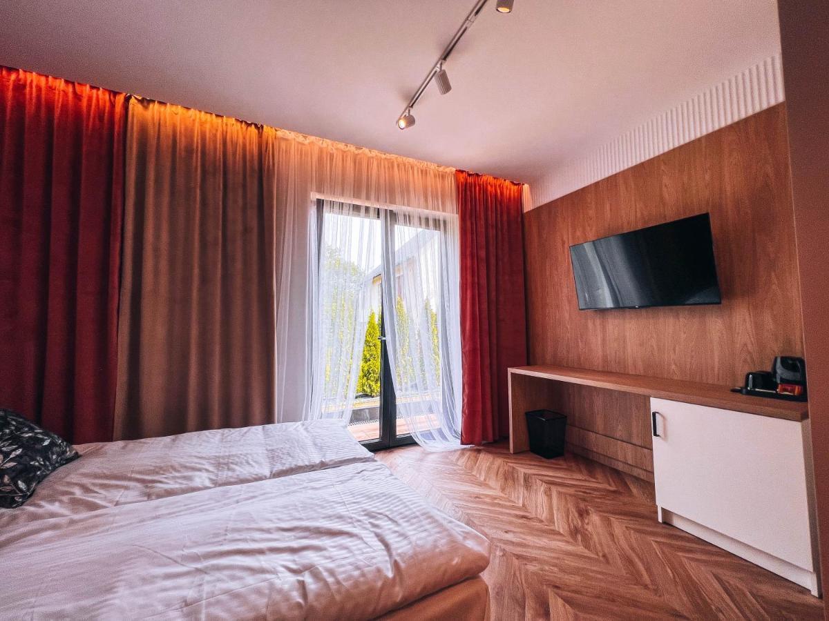 Resto Inn - Smart Apartamenty Blisko Energylandii Polwies Eksteriør bilde