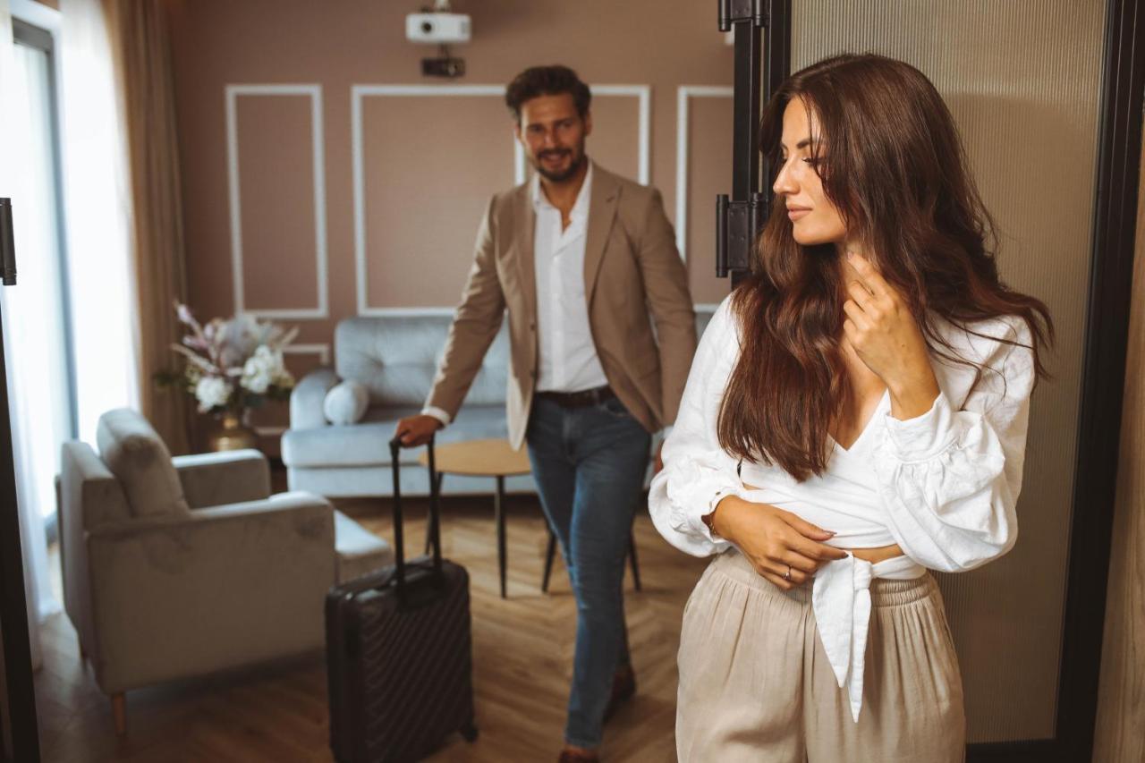 Resto Inn - Smart Apartamenty Blisko Energylandii Polwies Eksteriør bilde