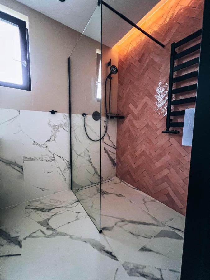 Resto Inn - Smart Apartamenty Blisko Energylandii Polwies Eksteriør bilde